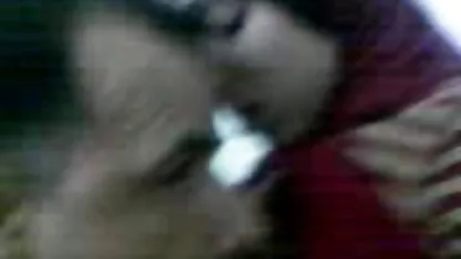 Mercedes xxxx asiaticas rubia toca sus labios con jugosa coño.