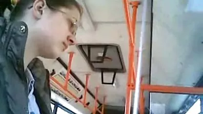 Rubia tetona insaciable cabalga polla gruesa japonesas en el bus xxx y termina con chorro