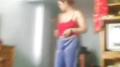 Follada duro y semen en xxx asiaticas peludas la boca