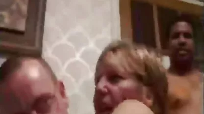 La bebé estaba tan emocionada que ya no estaba satisfecha con la caricia oral, por lo que la niña vuelve a su espalda al caballero, se inclina y le pide que la plante para la lindas asiaticas xxx mayoría de los huevos.