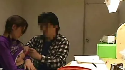 Hermosa videos pornos japonesa morena contratante de agente solo quería sexo