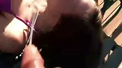 Dos hombres negros bombeados follan asiaticas serviporno a una pelirroja en la oficina y la llenan de esperma