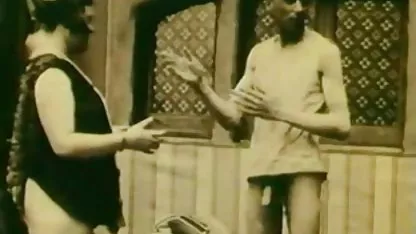 Un tío preocupado solicita a su vecina sexy y después de no persuadirse durante mucho tiempo, consigue permiso de ella para lamer asiaticas pequeñas xxx su coño.