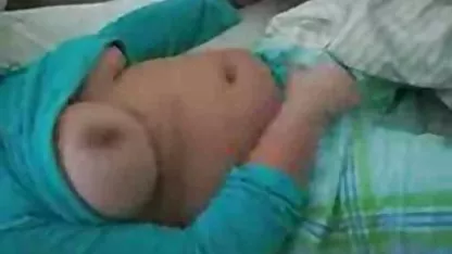 Nena adolescente hizo sus xvideos colegialas asiaticas agujeros con consoladores gruesos