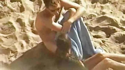 Hermosa perra se acaricia suavemente y le xxx maduras japonesas ruega que la ponga en el culo