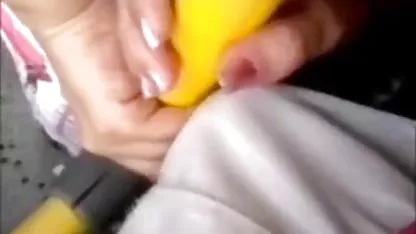 Linda perra se esta mujeres asiaticas eroticas quemando en el fuego, ella quiere sexo