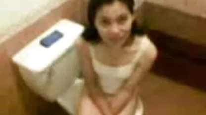 Mamada videos de japonesas masturbandose en el parque con una rubia madura
