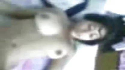 Pareja sexy asiaticas folladas en bus porno en el baño